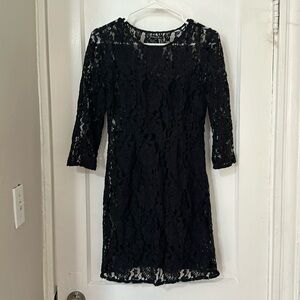 Madewell black laced dress in great condition sz 2 - btw mini and midi length